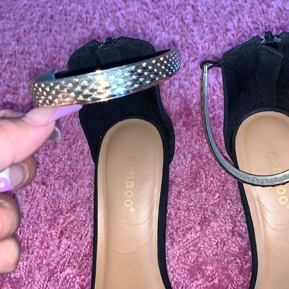 Bamboo heels with chain strap - Picture 3 of 4